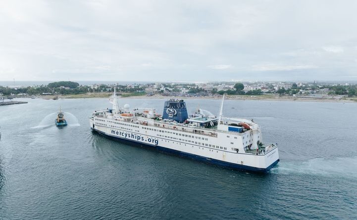 mercy ships