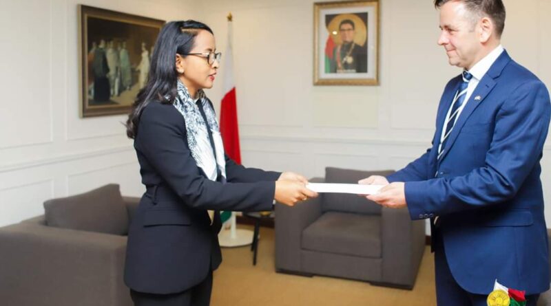 MARTIN LYNCH : NOUVEL AMBASSADEUR DU ROYAUME UNI À MADAGASCAR